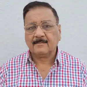 Dr Vinit Mathur